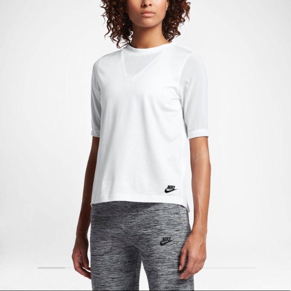 Nike half sleeve bonded workout top